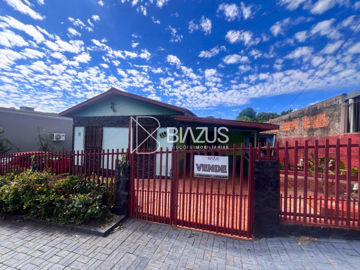 Casa para locação Centro de Matelândia - 3 quartos